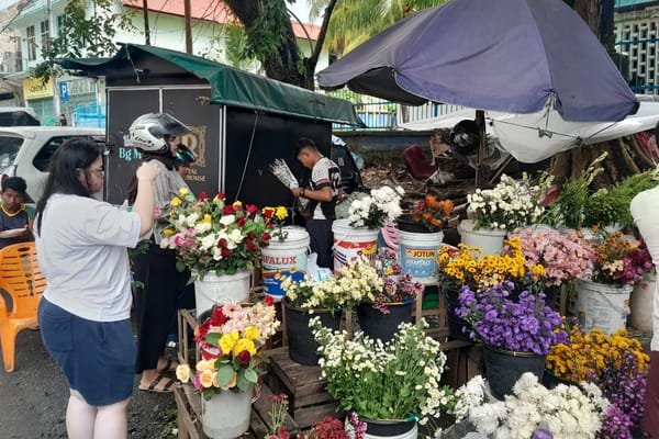 Filosofi ' Hua Kai Fu Gui': Mengapa Bunga Jadi Simbol Kemakmuran Wajib Saat Imlek