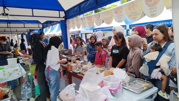 Kampung Ramadan di Jl. Gatot Soebroto, Pedagang Lebih Nyaman