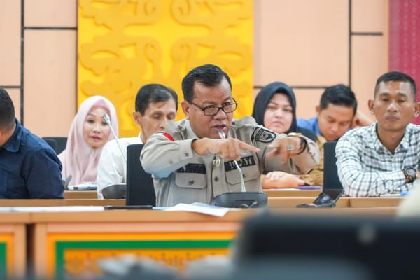 Bupati Kuansing Lakukan Audensi Dengan Anggota DPRD  Riau, Bangun Komunikasi Untuk Percepatan Pembangunan Daerah