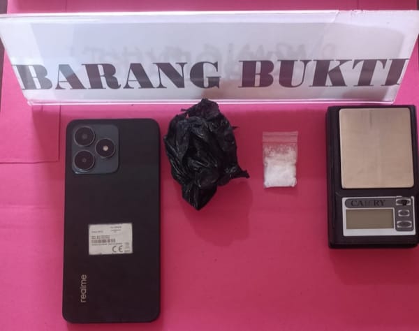 Sabu dan Timbangan Digital Diamankan, Satresnarkoba Landak Ringkus Terduga Pelaku