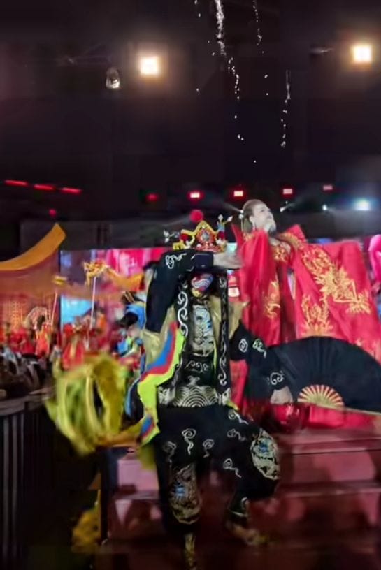 Lautan Lampion dan Manusia, Imlek di Singkawang Tahun Kuda Api Lebih Semarak