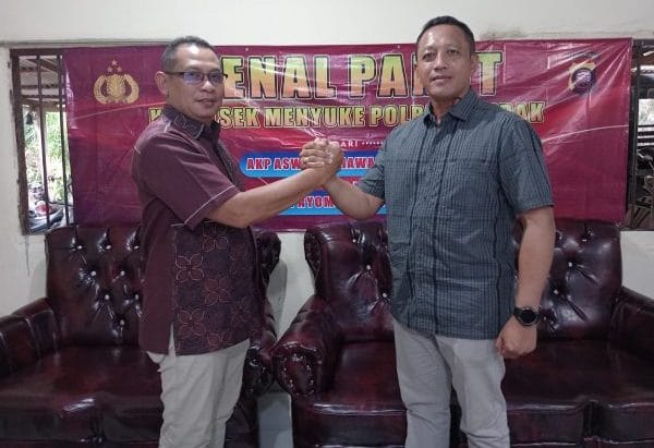 Pisah Sambut Kapolsek Menyuke Kabupaten landak dilepas dengan suasana haru