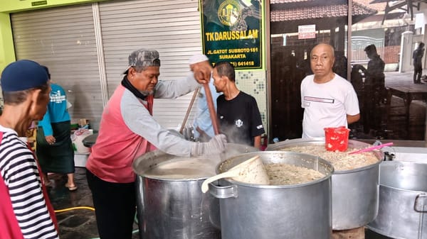 Bubur Samin Khas Banjar Gratis selama Ramadan di Kota Solo