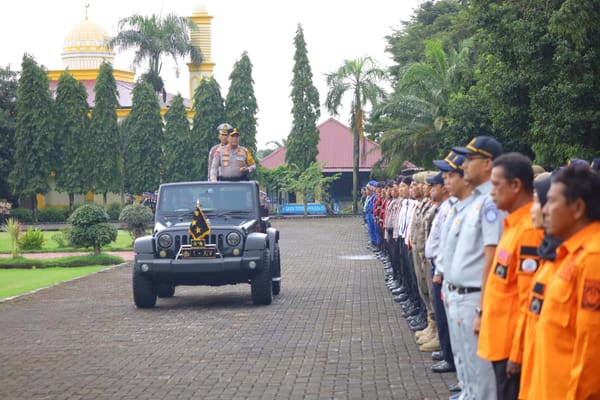 Apel Gelar Pasukan Operasi Ketupat 2026, Kapolda Sulsel: Wujud Komitmen Sinergitas Amankan Idul Fitri 1447 Hijriah