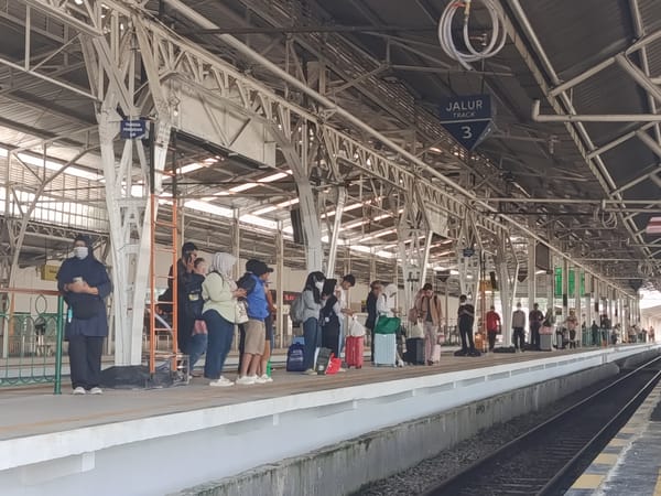 Penjualan Tiket KA Lebaran Hingga H-10 di Daop 5 Purwokerto Capai 177 Ribu Lebih