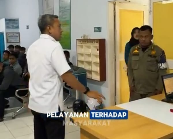 Bupati Jeneponto H.Paris Yasir Pantau Layanan Dukcapil dan Dinsos