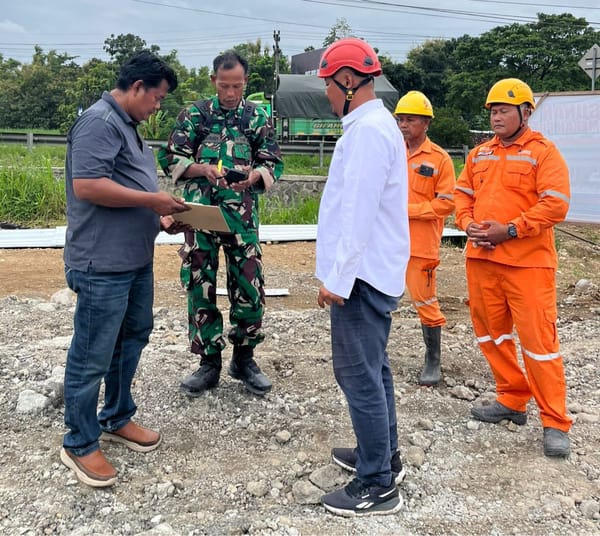 PLN Sosialisasikan Jarak Aman Bangunan di Bawah Jalur Transmisi