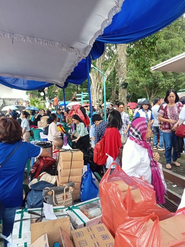 Belasan Ribu Umat Katolik Jateng Mengikuti Misa Novena ke-7 di GMKA  Kabupaten Semarang Jawa Tengah