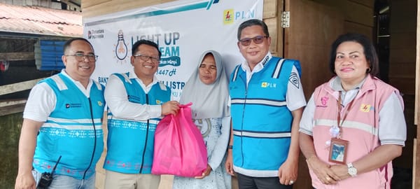 Listrik Gratis PLN Terangi 26 Rumah Warga Ambon Saat Ramadan