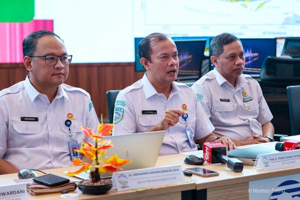 Hujan Jelang Kemarau, BMKG  Ingatkan Bencana Kekeringan Dampak Kemarau 2026