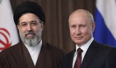 Perayaan Nowruz, Putin Ucapkan Selamat  Mojtaba Khamenei, AS Longgarkan Sanksi Energi Iran