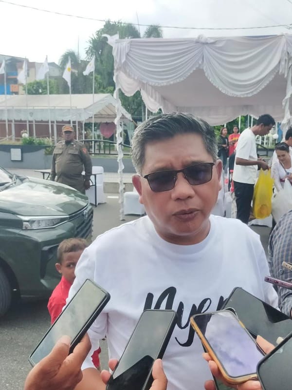 Wali Kota Ambon Minta Bantuan Pangan Jelang Idul fitri Tepat Sasaran