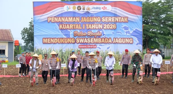 Kapolda Lampung Pimpin Penanaman Jagung Serentak Kuartal I di Pesawaran, Kapolri Beri Arahan Secara Daring