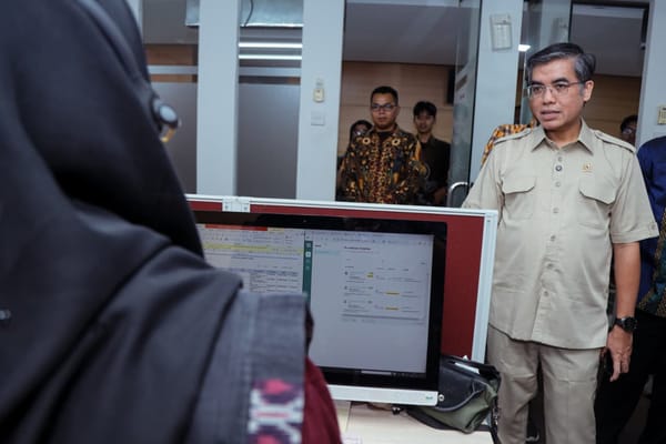 Menaker Pastikan Posko THR-BHR Tetap Siaga Saat Libur, Aduan THR Jadi Prioritas Pengawasan