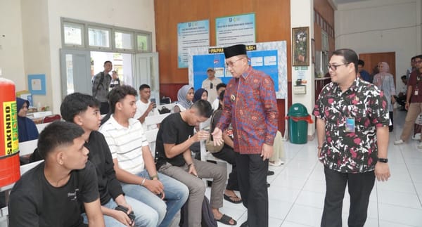 Pastikan Pelayanan Berjalan Optimal Pasca Idulfitri, Wali Kota Ternate Sidak Sejumlah OPD