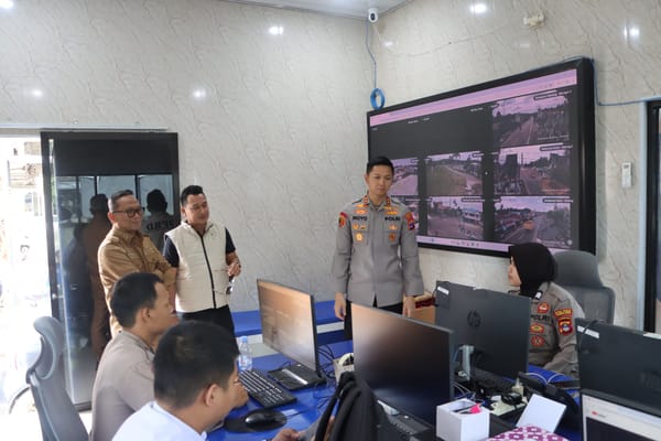 Kapolres, Bupati dan Ketua Komisi III DPRD Kabupaten Tabalong Tinjau Command Center, Layanan 110 Diuji Langsung dan Siap Layani Warga 24 Jam