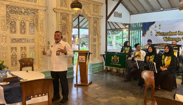 MUPANTARA (Musik Panting Nusantara) menghiasi Silaturahmi dan Buka Puasa Bersama Keluarga Besar KADIN Kalsel