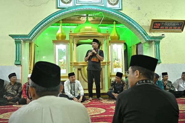 Wagub Sumbar Vasko Ruseimy Tegaskan, Pemerintah Terus Berjuang untuk Korban Bencana Agam