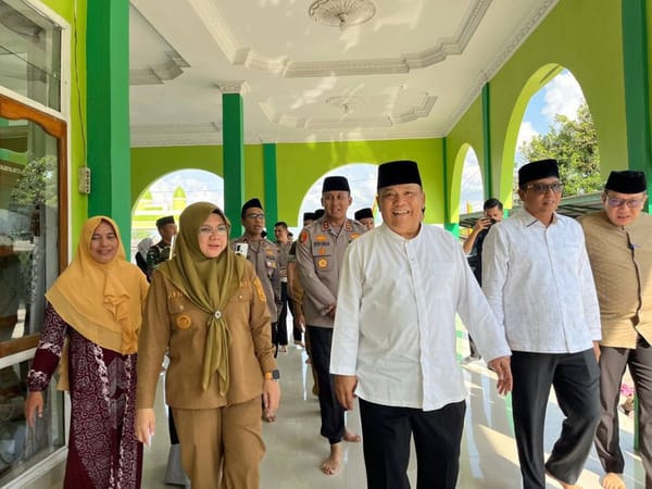 Plt Gubernur Riau Apresiasi Perjuangan Bupati Afni Zulkifli Memperjuangkan Hak Daerah Siak