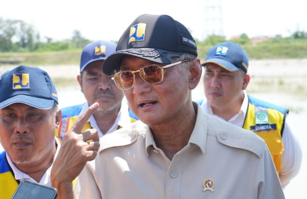 Menteri PU Arahkan Percepatan Pengerukan Muara Sungai Babakan Diruas Jalan Ketanggungan -Pejagan