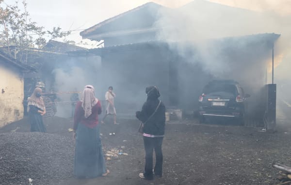 Respons Cepat Aduan Warga, Fogging Massal di Kecamatan Ajung Kabupaten Jember