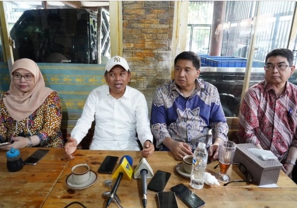 Menteri Ara Bersama Gubernur KDM Bahas Strategi Perumahan
