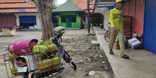 Bupati Kendal Himbau Masyarakat Tidak Panik Buying