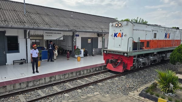 KAI Divre I Sumut Fokus Jaga Kebersihan Sarana, Guna Wujudkan Perjalanan Berkesan.
