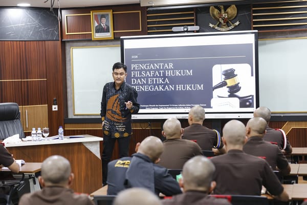 Teguh Esa Bangsawan DJ,Kembali Aktif Mengajar di Badiklat Kejaksaan RI