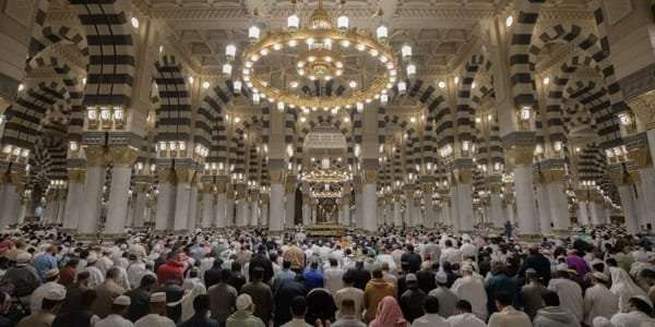 Kabar Duka dari Tanah Suci : 2 Jemaah Indonesia Wafat, 54 Dirujuk, Masjid Nabawi Padat dan Panas