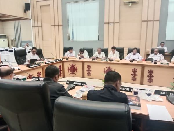 Komisi III DPRD Kota Ambon Soroti Piutang, PJU, dan TPU dalam Evaluasi LKPJ 2025