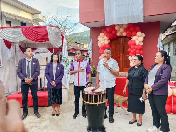 Sekretariat AMGPM Oikumene Wainitu Diresmikan, Dorong Pemuda Kreatif dan Ekonomi Lokal