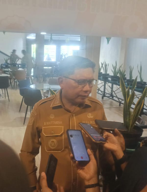 Wali Kota Ambon Tegas: Seleksi Sekkot Bukan Ajang Politik