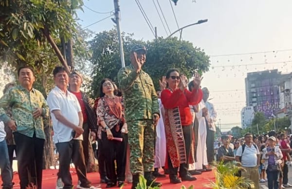 Masyarakat Semarang Tumpah Ruah Menyaksikan Karnaval Paskah 2026