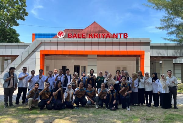 Rapat Kepengurusan Dekranasda NTB, Bunda Sinta Berharap Kerajinan NTB Makin Eksis dan Makin Mengglobal