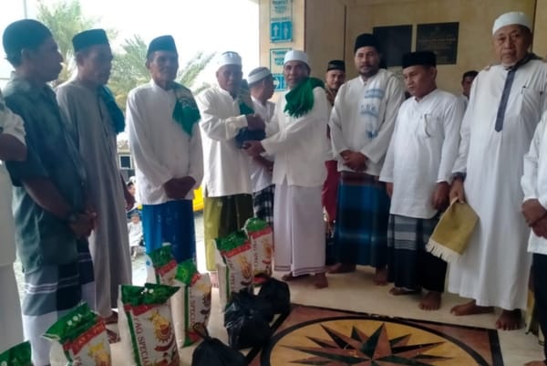 Kemenag Kota Tidore Kepulauan Gelar Safari Jumat dan Berbagi Sembako di Tomalou