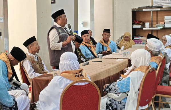 CJH Sula dan Taliabu Sudah Tiba di Ternate dan Telah Masuk di Asrama Haji Transit