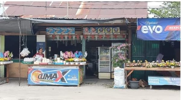 Paskah Gerakkan Ekonomi Rakyat, Pedagang Musiman Layani Peziarah