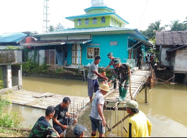 Semangat Gotong Royong Warnai Pembangunan Jembatan Perintis Garuda di Paya Besar