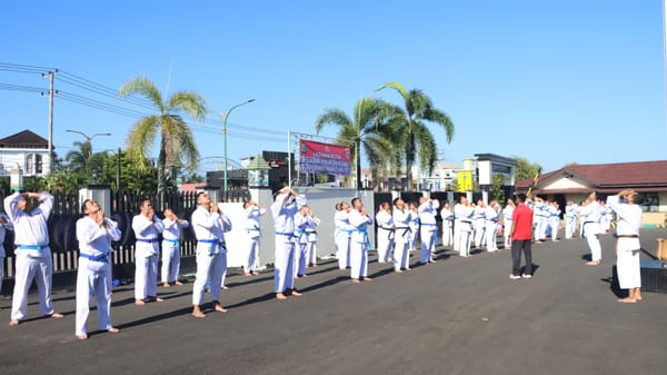 Asah Kemampuan dan Profesionalisme, Polres Tabalong Gelar Latihan Beladiri dan Uji Kenaikan Pangkat