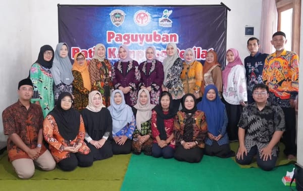 Ketua Dekranasda Kabupaten Madiun Apresiasi Penulisan Buku "Batik Kampung Pesilat"