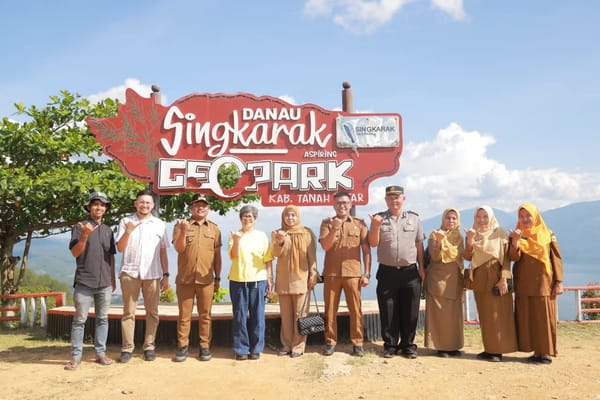 Kemenpar Genjot Promosi Global, Asdep Pemasaran Kunjungi Destinasi Unggulan Tanah Datar