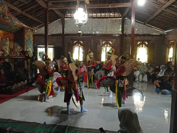 Tari Jathilan hingga Barongan Hipnotis Penonton “Sari Budoyo Pangestu”