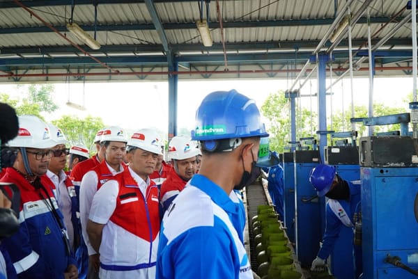 Tinjau Langsung Distribusi LPG di Karanganyar, Gubernur Jateng Pastikan Pasokan Aman