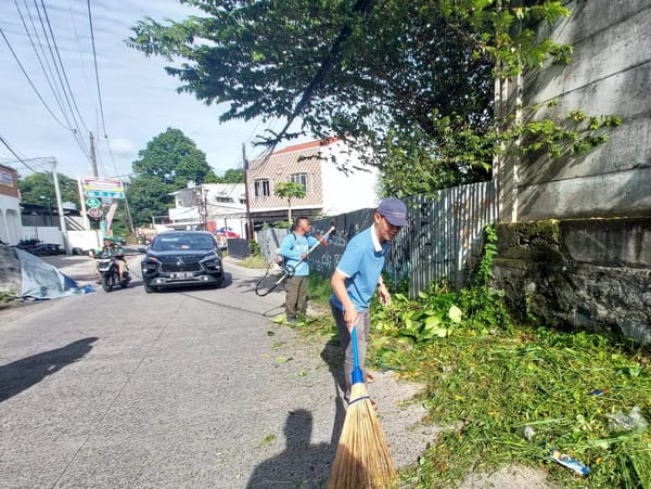 Stadion Mini Sukatani  Jadi Pembuangan Sampah