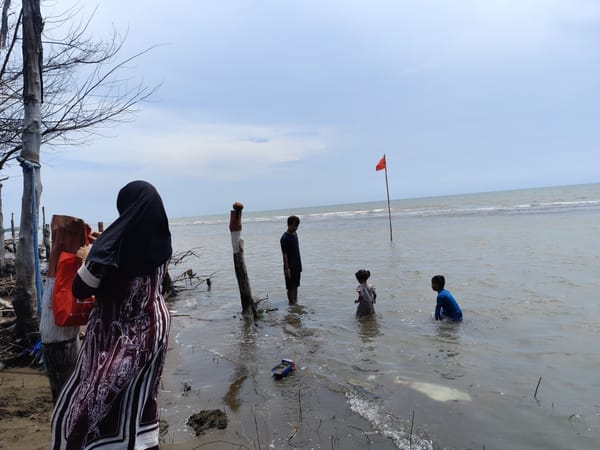 Pantai Wonokerto Pekalongan Berbenah Demi keamanan dan Kenyamanan Pengunjung