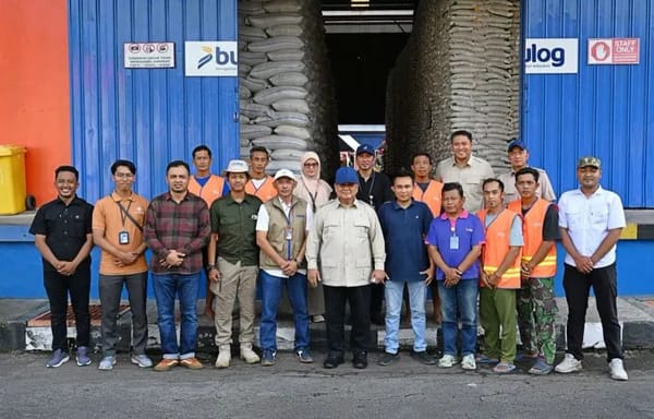 Presiden Prabowo Sidak Gudang Bulog Danurejo Magelang, Pastikan Stok Aman dan Distribusi Tepat Sasaran