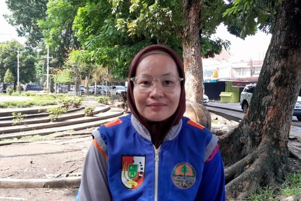 Pesan Haru Kartini Penjaga Kota: Hargai Kami Tidak Buang Sampah Sembarangan