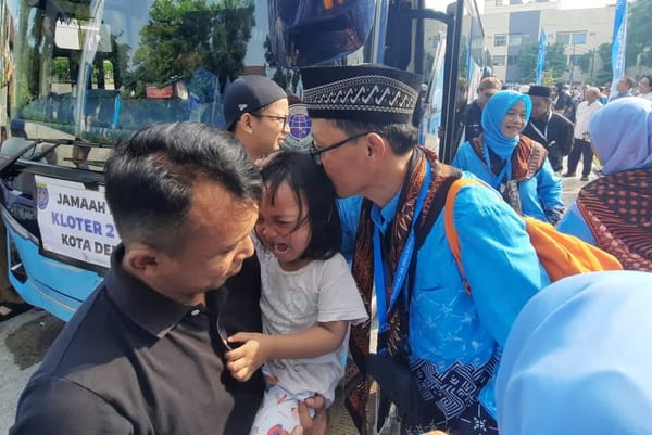 445 Jemaah Calon Haji Kota Depok, Rombongan Pertama Berangkat Ke Tanah Suci