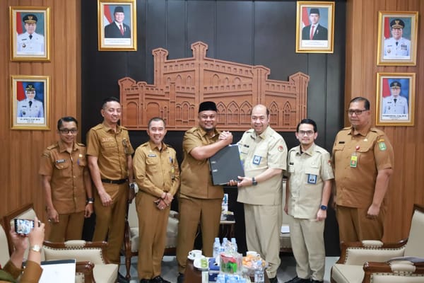 Pengkab Siak dan Utusan Khusus Penasehat Presiden RI Bahas Pelomik Permasalahan Dokter Spesialis RSUD Tengku Rafian